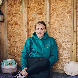 Emma Williams yn Cylch Meithrin y Felinehli